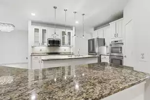 3334 Merion Pl, Mount Pleasant, SC 29466 - Photo 13