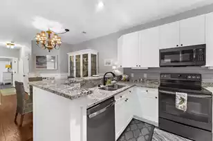 1478 Belcourt Ln, Mount Pleasant, SC 29466 - Photo 9