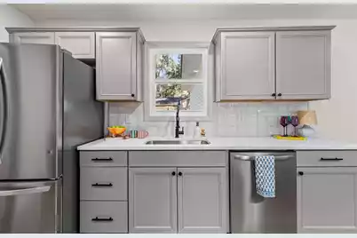 7652 Cherrywood Drive, North Charleston, SC 29418 - Photo 9