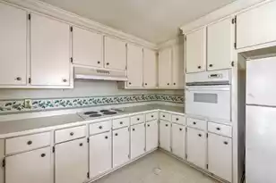 131 Cove Dr S, West Columbia, SC 29170 - Photo 11