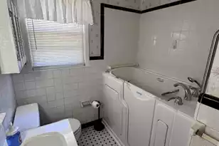 686 Pine Street W, Varnville, SC 29944 - Photo 17