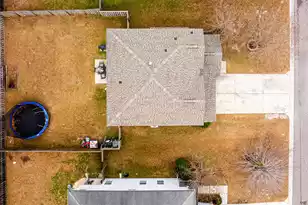 374 Sanctuary Park Dr, Summerville, SC 29483 - Photo 37