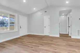 106 Teddy Ct, Summerville, SC 29485 - Photo 7