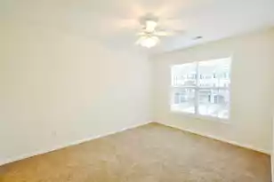 1402 Hamlin Park Cir, Mount Pleasant, SC 29466 - Photo 11