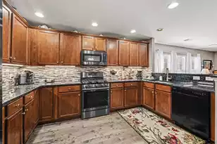 1106 Flyway Rd, Summerville, SC 29483 - Photo 11