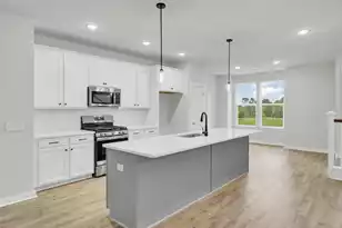 453 Caledon Ct, Johns Island, SC 29455 - Photo 3