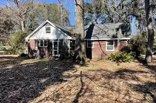 2062 Lake Ave, Charleston, SC 29414 - Photo 3