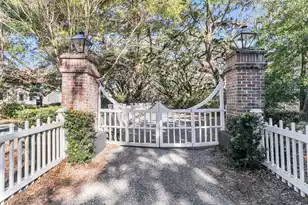 1027 Ave Of Oaks, Charleston, SC 29407 - Photo 41