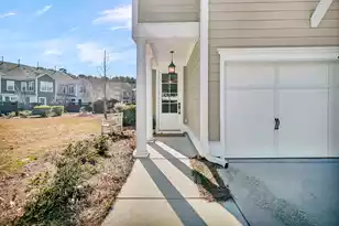2569 Kings Gate Ln, Mount Pleasant, SC 29466 - Photo 3