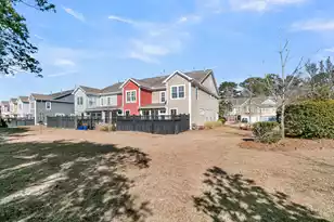 2569 Kings Gate Ln, Mount Pleasant, SC 29466 - Photo 13