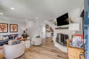 954 Fowler Ct, Mount Pleasant, SC 29464 - Photo 3