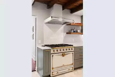 100 Queen Street, Charleston, SC 29401 - Photo 17