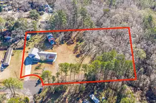 325 Linden Ct, Moncks Corner, SC 29461 - Photo 1