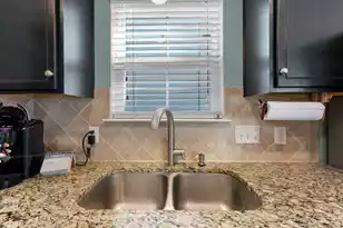 407 Forsythia Ave, Summerville, SC 29483 - Photo 7