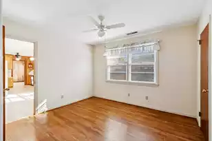 835 Erckmann Dr, Mount Pleasant, SC 29464 - Photo 17