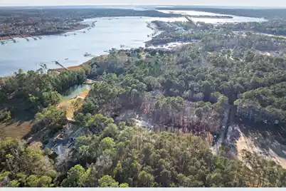 815 Yaupon Drive, Charleston, SC 29492 - Photo 3