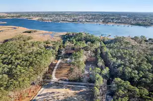 815 Yaupon Dr, Charleston, SC 29492 - Photo 49