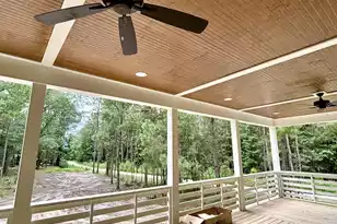 815 Yaupon Dr, Charleston, SC 29492 - Photo 3