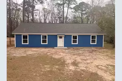 207 Woodlawn Street, Walterboro, SC 29488 - Photo 1