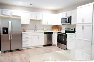 207 Woodlawn St, Walterboro, SC 29488 - Photo 3