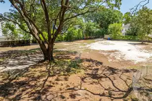 948 McCants Dr, Mount Pleasant, SC 29464 - Photo 1