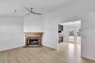 8557 Waccamaw Ct S, North Charleston, SC 29406 - Photo 5