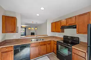 1004 Marsh Grass Way, Charleston, SC 29492 - Photo 11