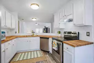 317 Dupont Way, Summerville, SC 29485 - Photo 11