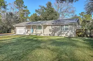 212 Lenwood Dr, Summerville, SC 29485 - Photo 3