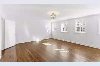 38 Elliott Street, Charleston, SC 29401 - Photo 21