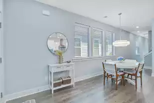 655 Blueway Ave, Summerville, SC 29486 - Photo 7