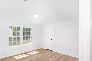 118 Regent St, Summerville, SC 29483 - Photo 13