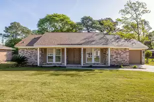 126 Marion Rd, Summerville, SC 29486 - Photo 1