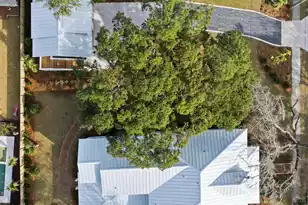 832 McCants Dr, Mount Pleasant, SC 29464 - Photo 55