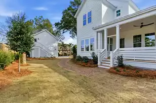 832 McCants Dr, Mount Pleasant, SC 29464 - Photo 49