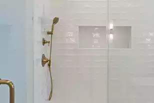 832 McCants Dr, Mount Pleasant, SC 29464 - Photo 25