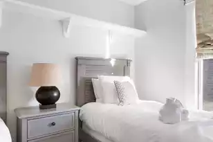 9 Colonial St, Charleston, SC 29401 - Photo 47