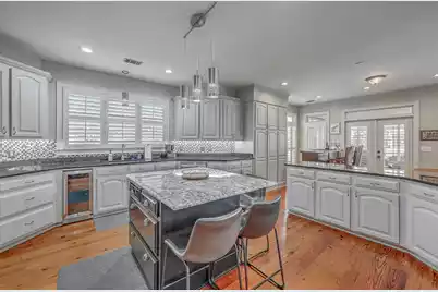 8600 Timbermarsh Lane, North Charleston, SC 29420 - Photo 17