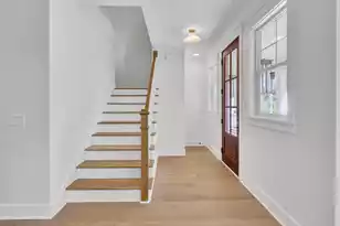 127 Rose Ln, Mount Pleasant, SC 29464 - Photo 3