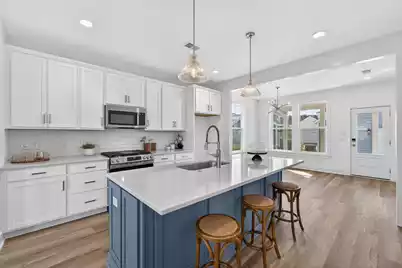 745 Blueway Avenue, Summerville, SC 29486 - Photo 9