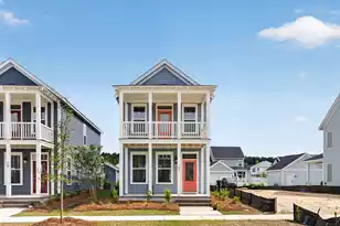 745 Blueway Ave, Summerville, SC 29486 - Photo 1