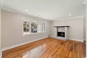 734 Waterloo St, Charleston, SC 29412 - Photo 9