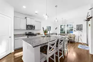 1035 Sago Palm Ct, Mount Pleasant, SC 29466 - Photo 5