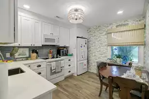 8 Vincent Dr, Mount Pleasant, SC 29464 - Photo 9