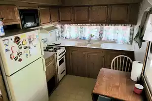 135 Knott Dr, Eutawville, SC 29048 - Photo 9