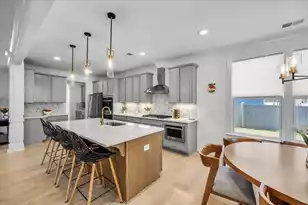 1027 Field Sparrow Dr, Ravenel, SC 29470 - Photo 11