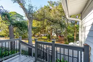 608 Ashley Ave E, Folly Beach, SC 29439 - Photo 57