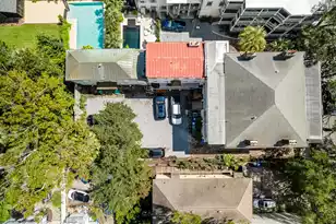 128 Wentworth St, Charleston, SC 29401 - Photo 9