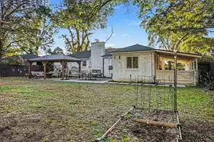 818 Madison Ave W, Charleston, SC 29412 - Photo 29