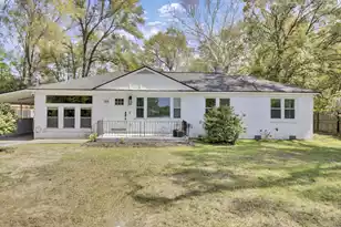 818 Madison Ave W, Charleston, SC 29412 - Photo 1